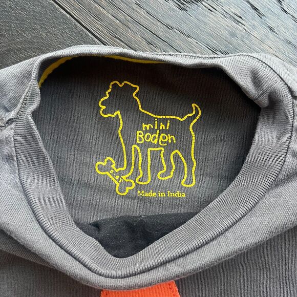 Boden Rocket Applique Shirt, size 5-6 yrs - Picture 4 of 6